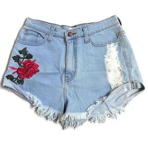 Vibrant M.I.U. Embroidered Red Rose Denim Distressed Light Blue Wash Shorts Med